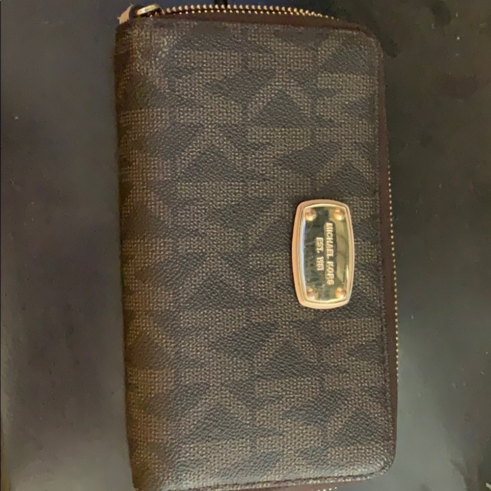 Michae Kors wallet